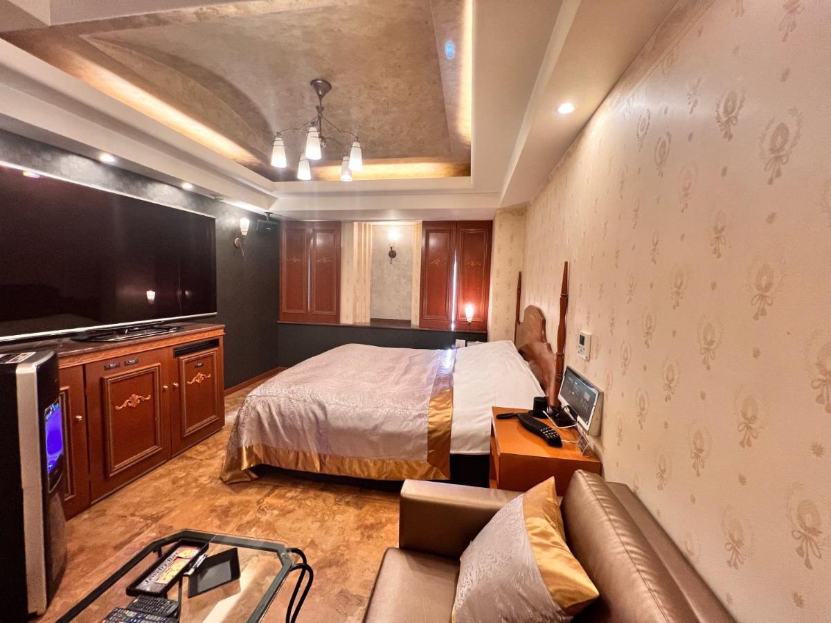 Hotel Crystal Gate Nagoya - Couple Hotel (Adults Only) Buitenkant foto